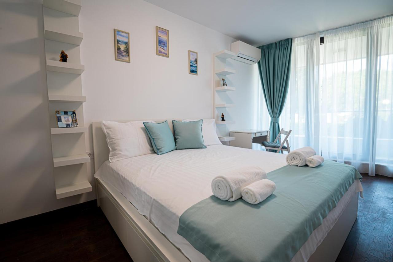 Stylish 1-Bd Apartment In St Constantine And Helena By Flat Mаnager Saints Constantine and Helena Ngoại thất bức ảnh